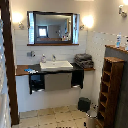 Loftwohnung In Einer Preisgekroenten Denkmalhofreite Apartamento *