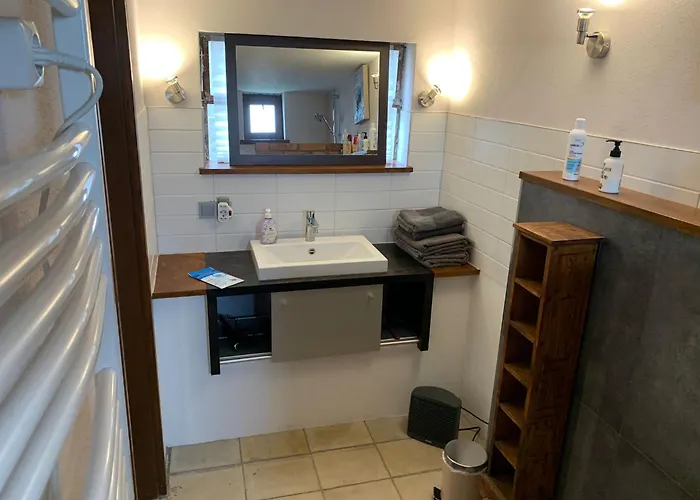 Loftwohnung In Einer Preisgekroenten Denkmalhofreite Apartamento *